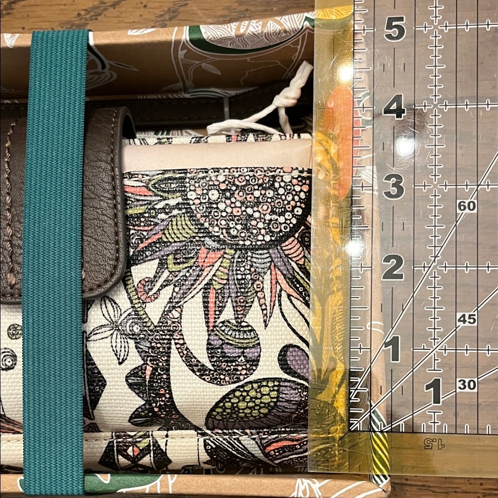 Sakroots Multicolor Owl and Floral Smartphone Crossbody - Picture 8 of 8